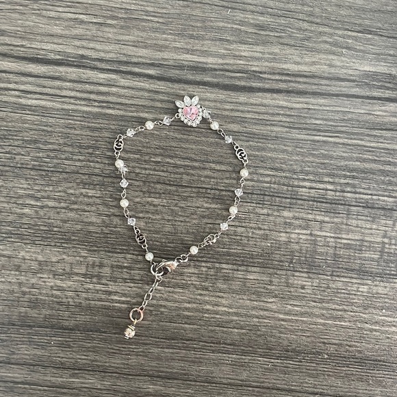 Authentic pearl heart Gucci bracelet. - Picture 1 of 3